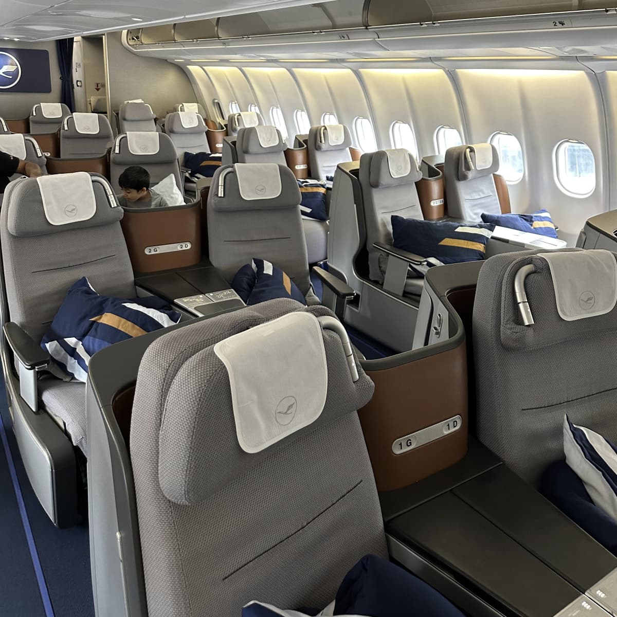 Lufthansa Airlines business class has an old and outdated interior.