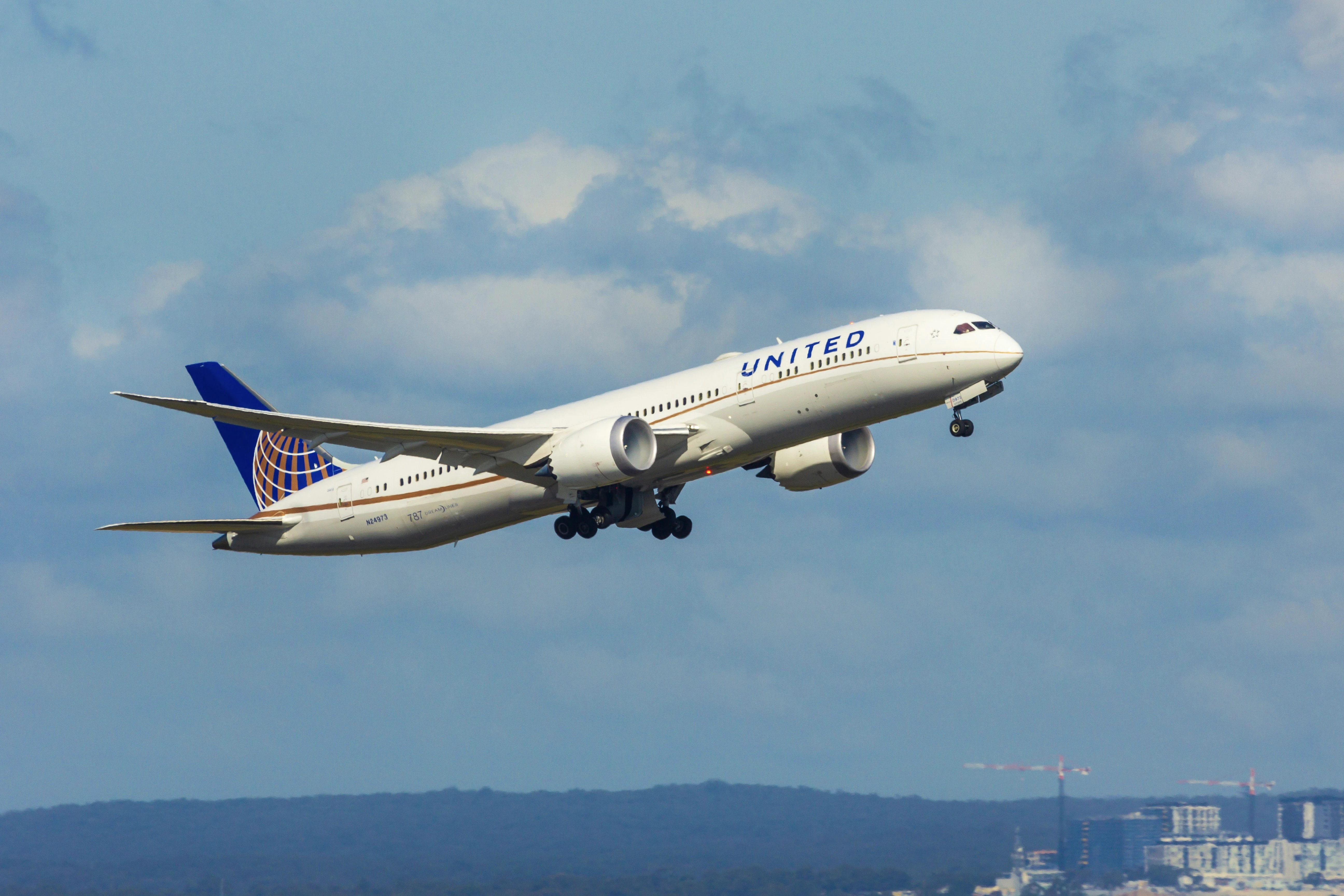 Can You Combine Two People’s Points for United Flights