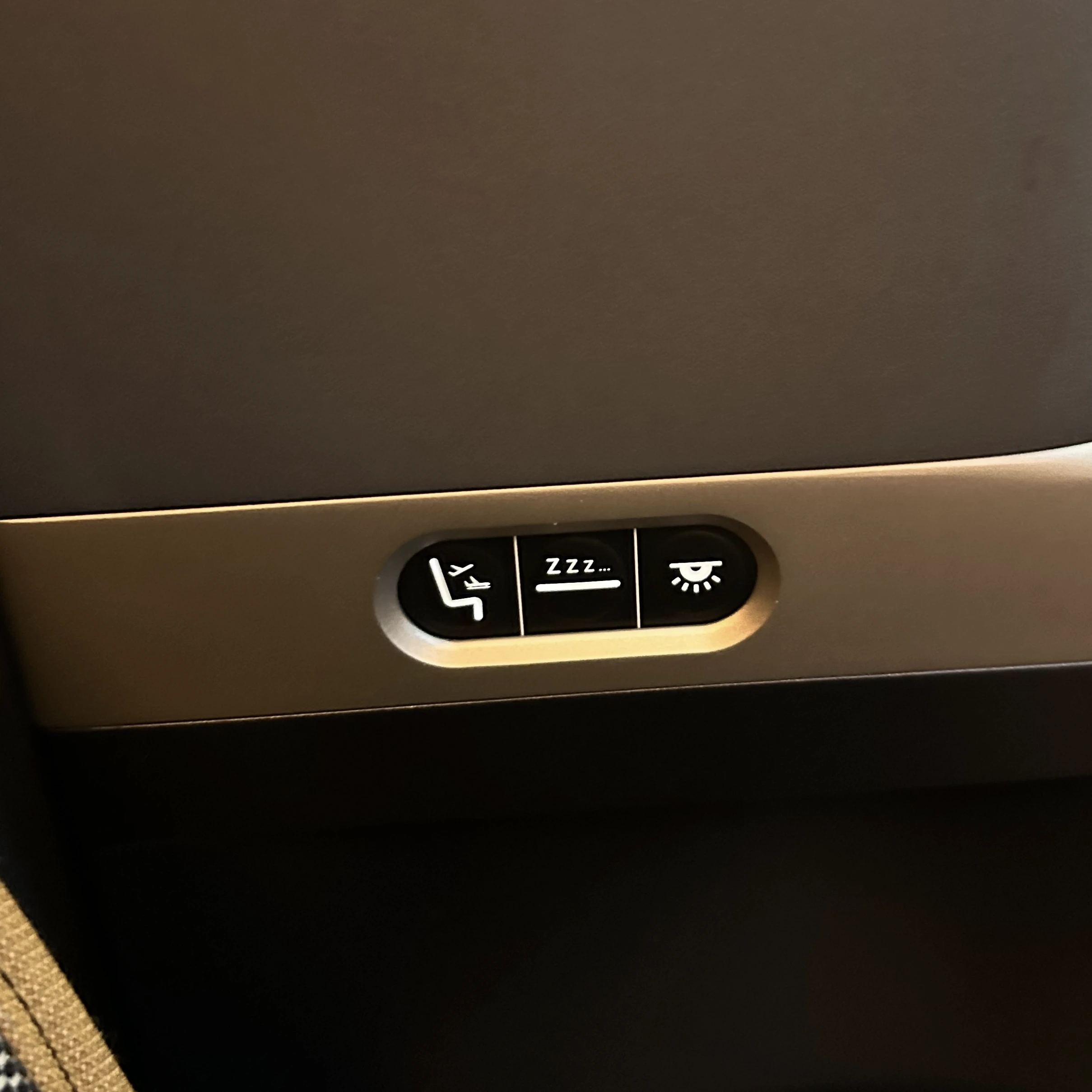 Starlux Airlines A350 business class additional seat controls.